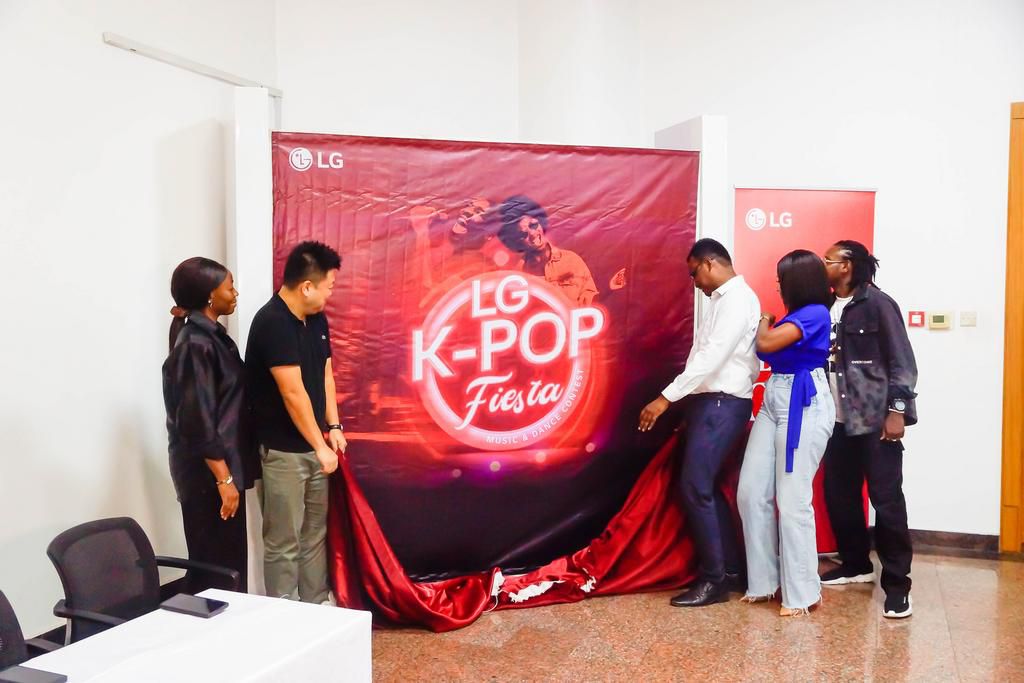 L-R- Nigerian Award-Winning Actor, singer, and dancer, Adeeze Onyegbula Sharon, General Manager, Audio, LG Electronics West Africa, Mr. Daesun Hwang, Head Corporate  Marketing, LG Electronics West Africa, Mr. Hari Elluru, Winner of the Nigerian 2006 Id...