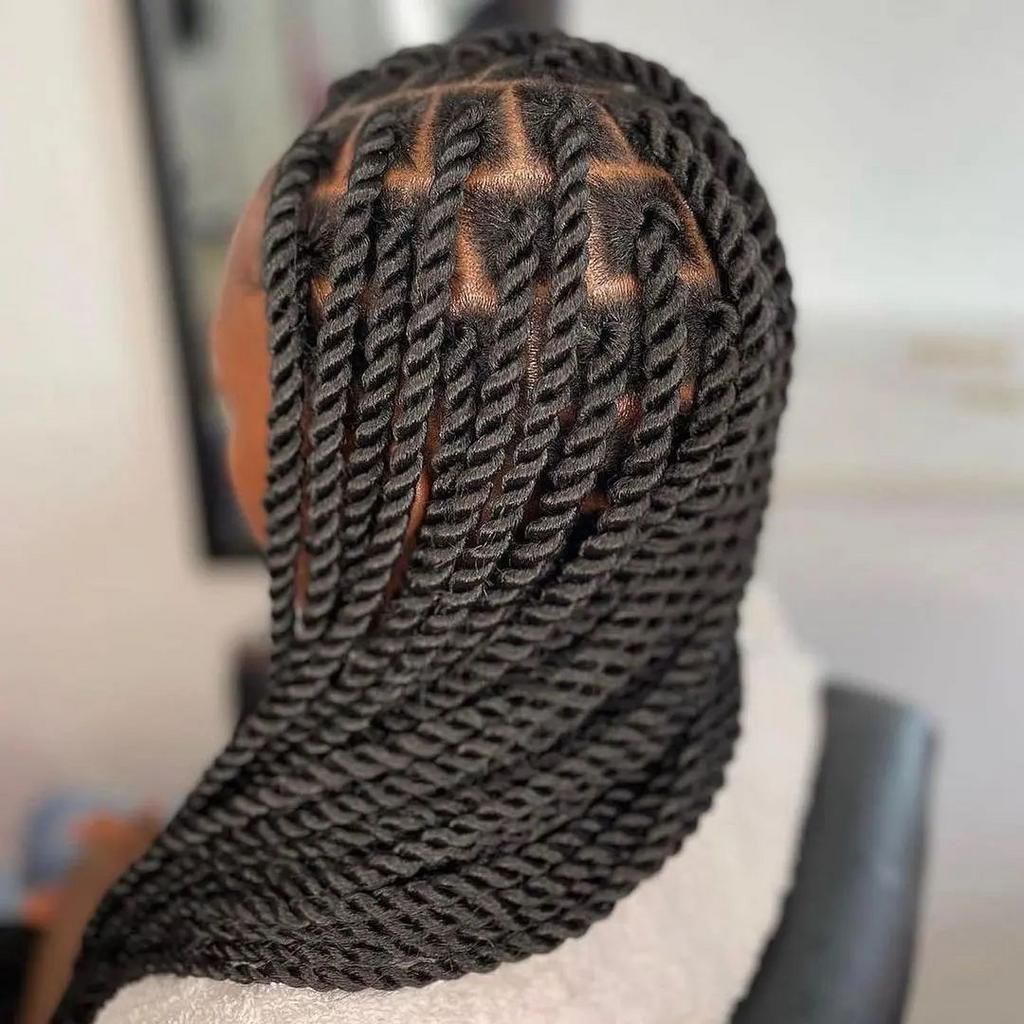Knotless Senegalese twists by Braiding Magic