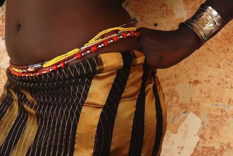 4 hidden benefits of waist beads for female health