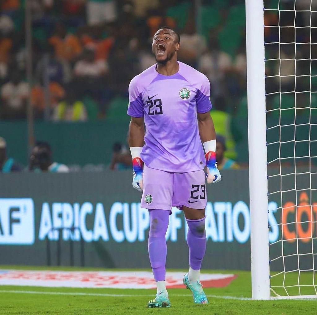 Super Eagles goalkeeper, Stanley Nwabali [Twitter:Oganlamedia]