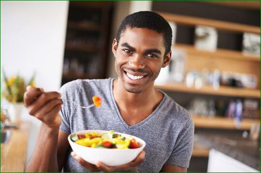 Eating regularly can help regulate blood sugar levels, preventing the energy crashes and cravings often associated with long gaps between meals