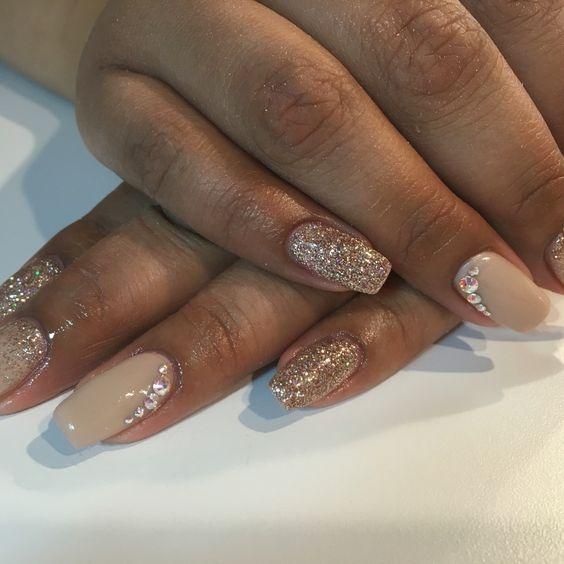 Glitter highlights [Pinterest]