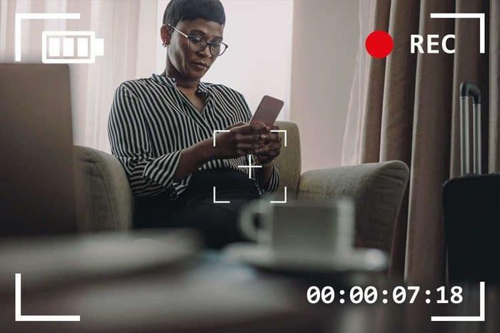 How to find hidden cameras using mobile phones [MartinInvestigative]