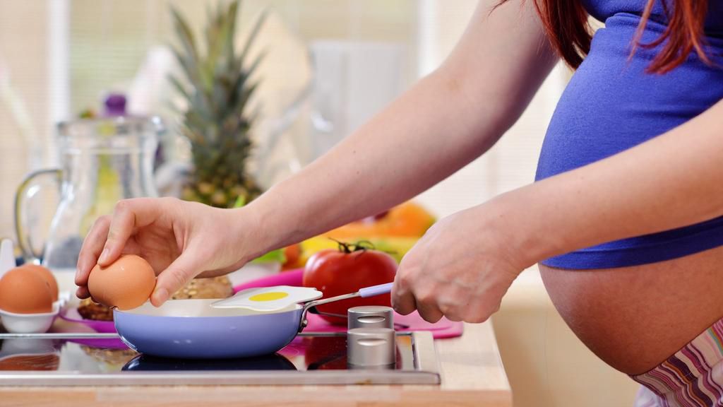 How many eggs can a pregnant woman eat? [thinkstock]