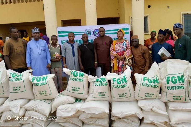 Tinubu’s aide donates foodstuff to victims of attacks on Omala in Kogi [NAN]