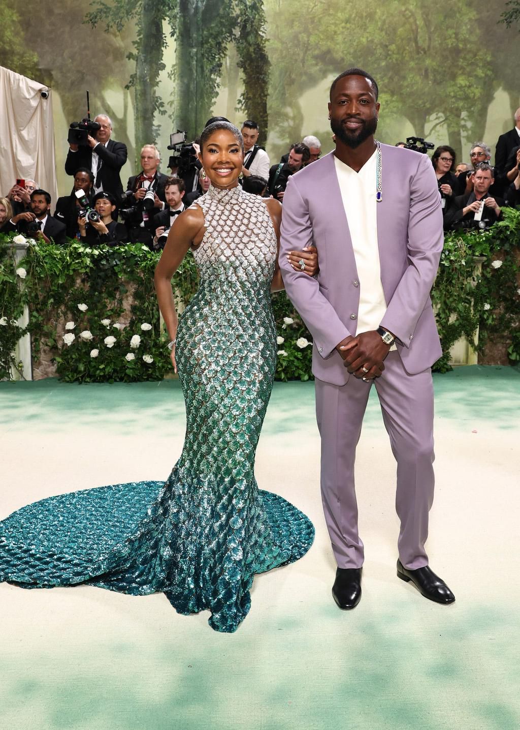 Gabrielle Union's gown took 9,500 hours to create.
