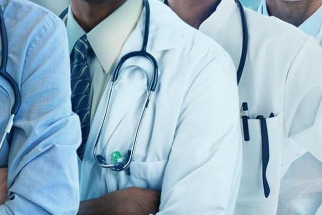 FG recruits 2,497 health workers to replace doctors, and nurses who emigrated. [Daily Trust]