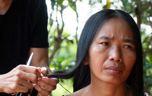 Unethical sourcing of human hair [Refinery29]