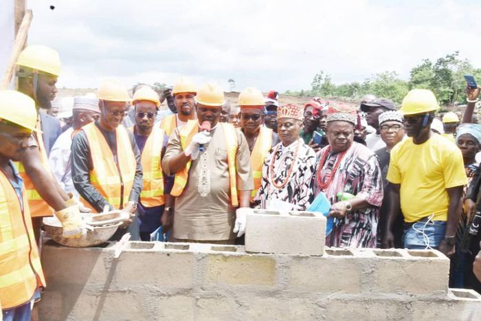 Gov Oborevwori grateful as FG commences 250 housing units project in Delta [Twitter:@Arch_Dangiwa]