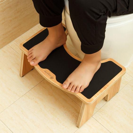 Squatting position with foot rest [Strong Tek]