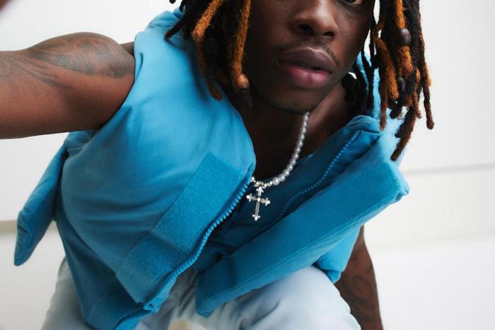 Fireboy praises Barcelona for promoting playboy album