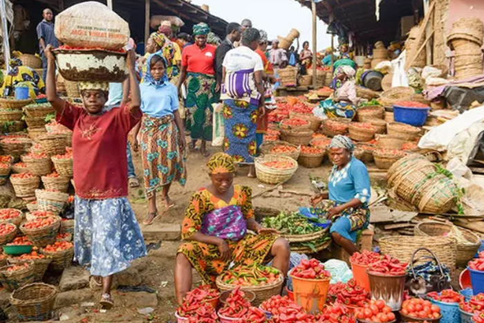 Lagos traders and consumers excited by drop in food prices [Vanguard News]