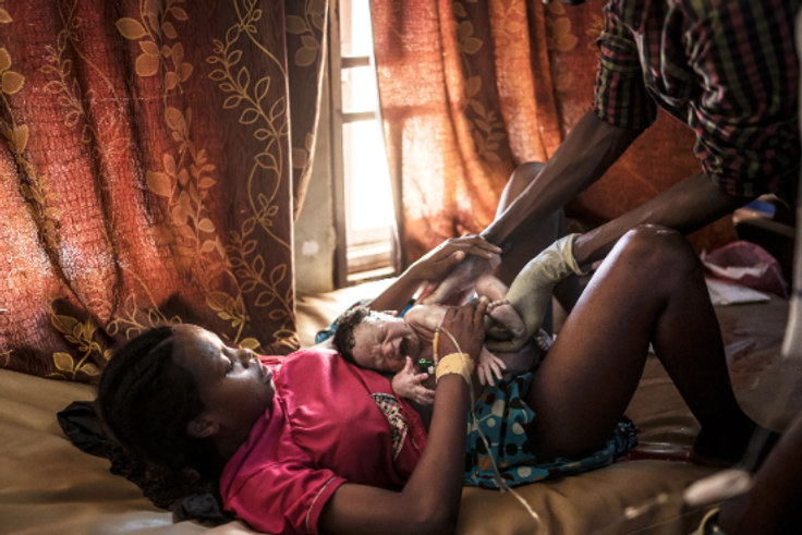 Nigerian women childbirth [ocean property]