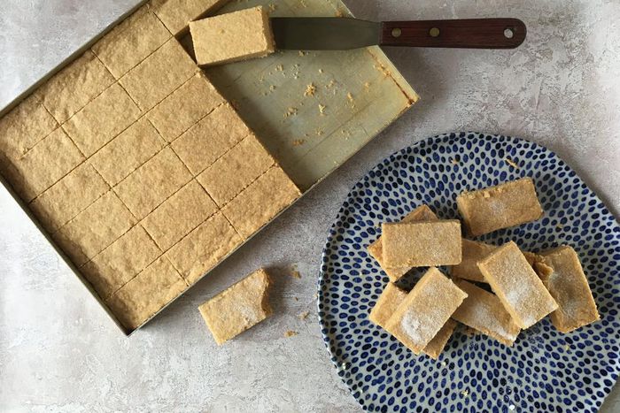 Irish shortbread-The edible flower