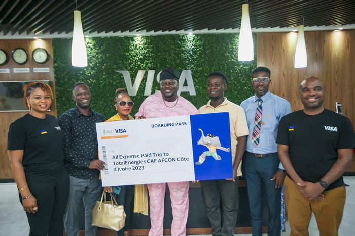 Winners and Visa Executives