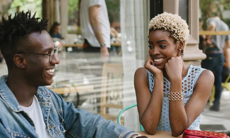 Hidden signs a woman likes you [Health]