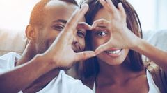 7 reasons why you're lucky if you find true love in your early 20's. [123rf]