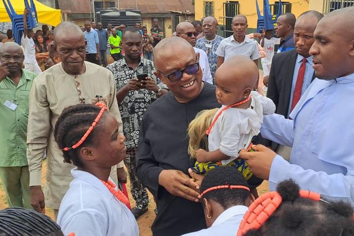 Peter Obi during visit to correctional centre in Onitsha [Twitter:@PeterObi]