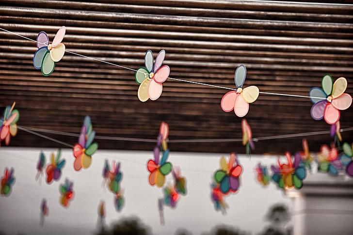Decoration-streamers-party-color-preview - colourful banners hanging