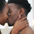 How to kiss passionately [kibanastores]