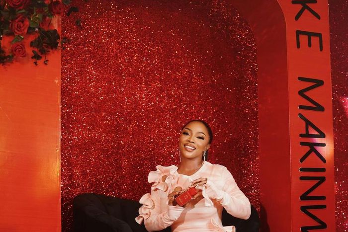 Toke Makinwa plans to take over the world with her new perfume line [Instagram/TokeMakinwa]