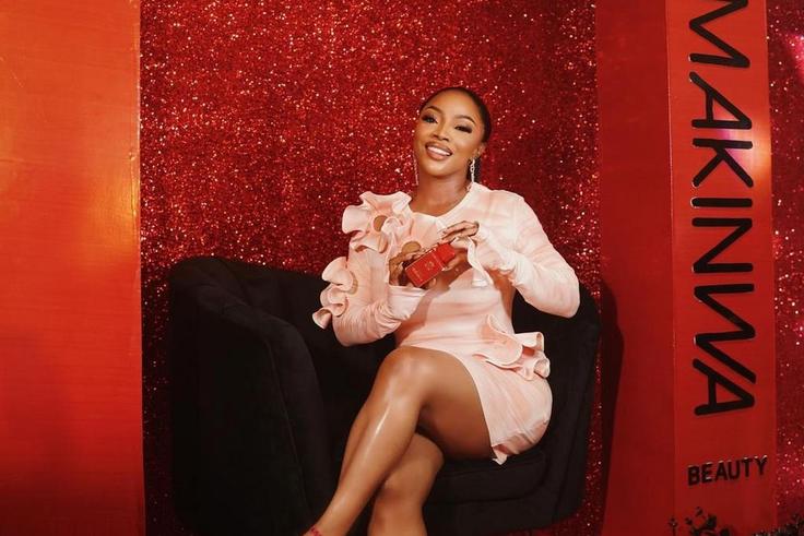 Toke Makinwa plans to take over the world with her new perfume line [Instagram/TokeMakinwa]
