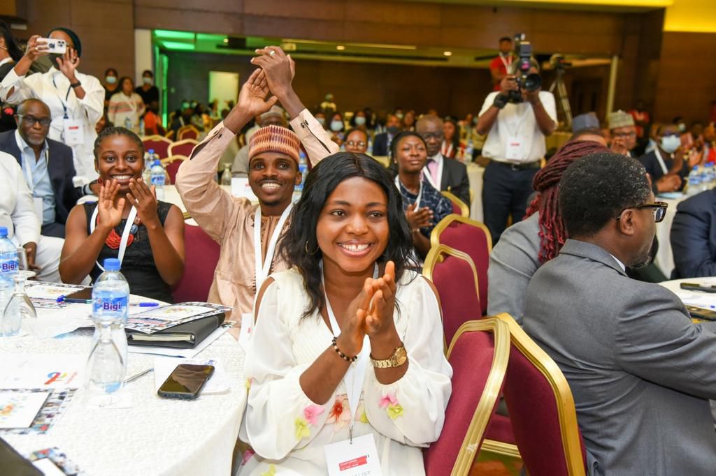 It's startupper O'clock!