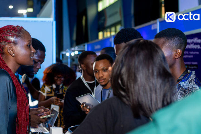 The power of peers: 6 reasons to join a Forex trading community today