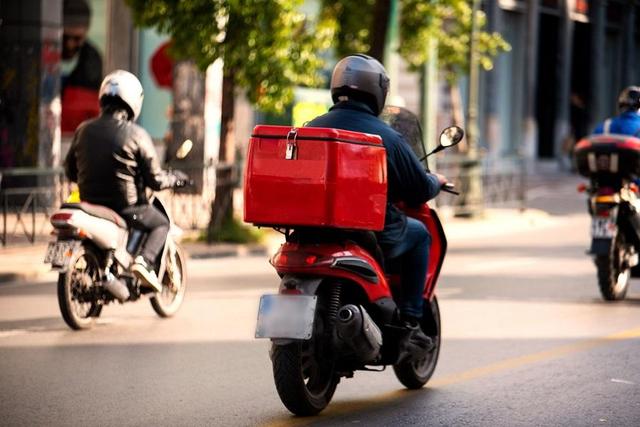 FCTA arrests 50 dispatch riders for traffic violations. (Nairametrics)