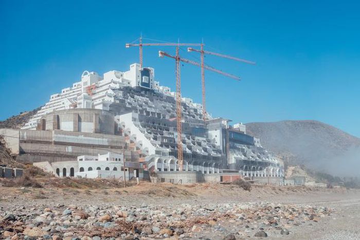 Ghost hotel in Andalusia [Shutterstock/Jose y yo Estudio]