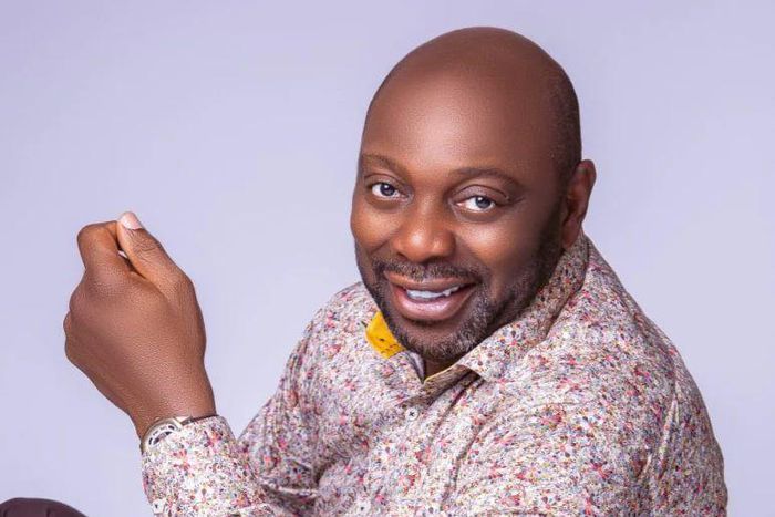 [Instagram/officialsegunarinze]