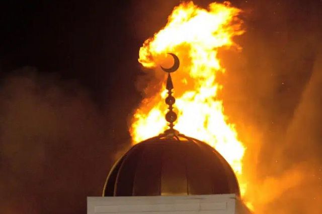 Mosque on fire [Intel Region]