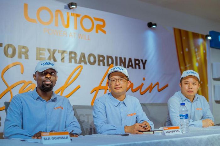From left, General Manager, Siji Ogunsiji; Managing Director, Andrew Wei and Deputy Managing Director, Eason Cai all of Lontor Hitech Development Company Limited at the unveiling of Lontor new product and Dealers Conference held in Lagos on Friday