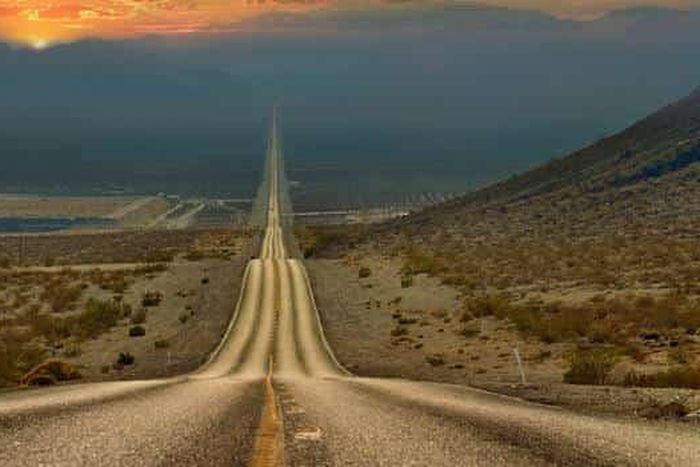 The longest straight road in the world is in Saudi Arabia [Saudi Expatriates]