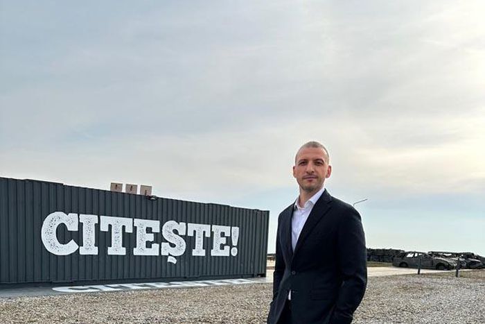 Ștefan Mandachi built the 'shortest highway in the world' [Onet]