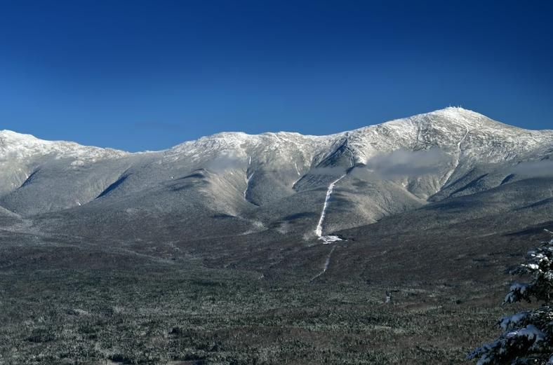 Mount Washington, New Hampshire, USA [Shutterstock-FashionStock]