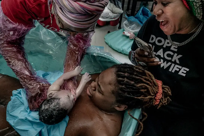 How is childbirth like? [Pulitzer centre]