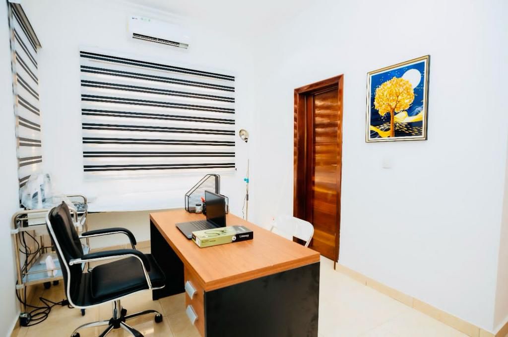 Dr Phana brings Turkish experience of Gastric Sleeve surgeries to Ghana