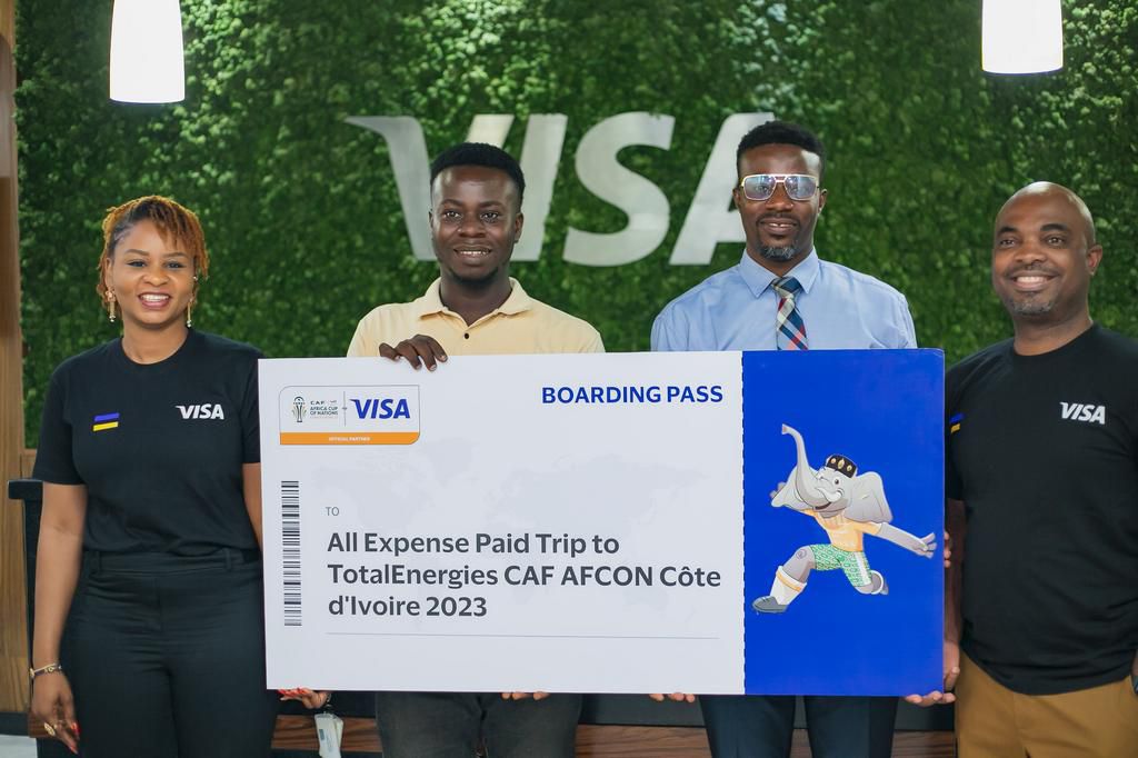 Winner 2 and brother