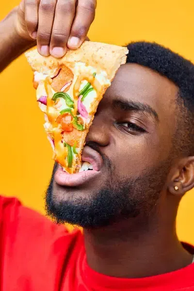 Taking high-calorie foods can cause sudden weight gain [Everypixel]