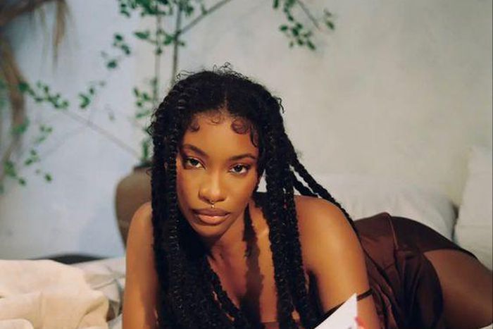 How to subtly demand attention from men with your beauty [Pinterest]