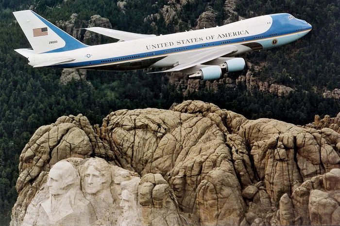 Air Force One [Britannica]
