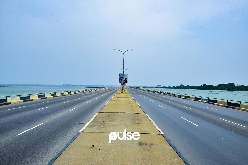 An integral transportation structure in Lagos state, the Third Mainland Bridge looks calm and empty on election day (Pulse)