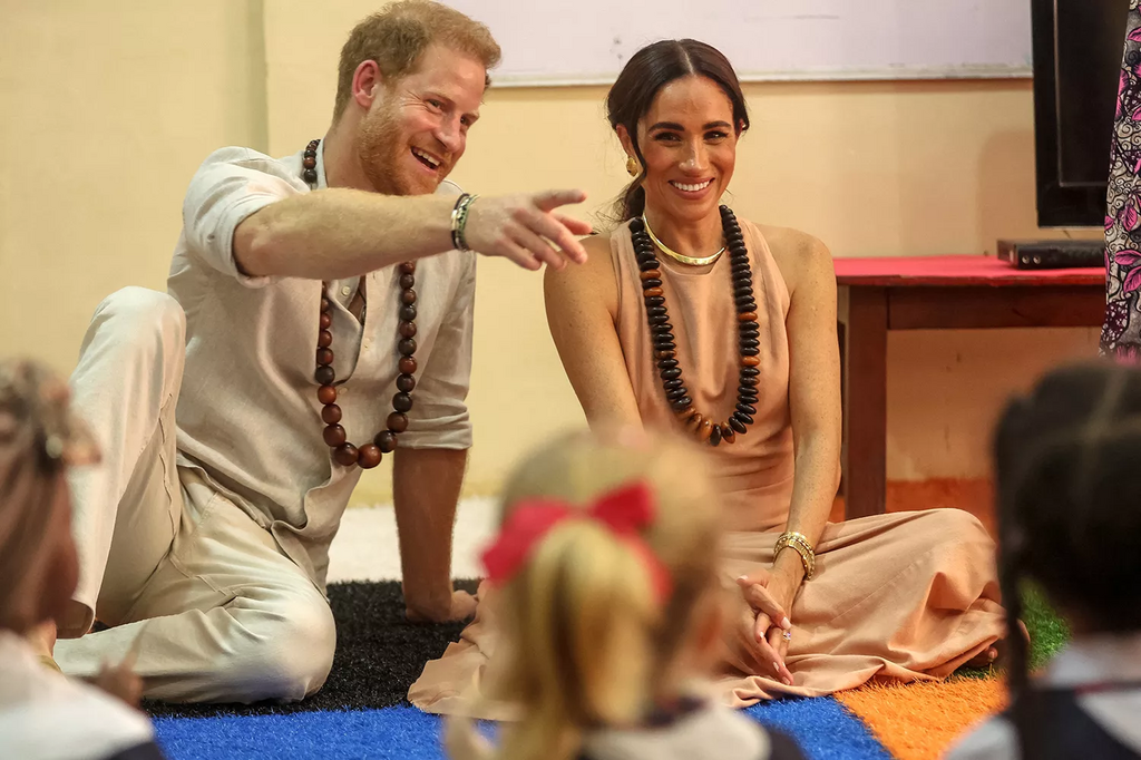 Prince Harry and Meghan Markle in Nigeria [apphotos]
