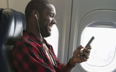 Always use headphones if you need to listen to something [Lifewire]
