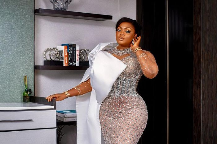 Eniola Badmus says that Tinubu's dedication and leadership have brought significant progress and hope to Nigeria. [Instagram/ Eniolabadmus]