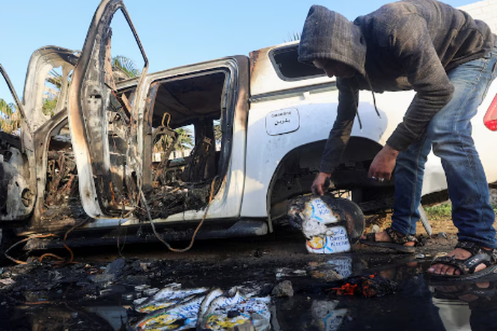 Isreali workers [ABC News]