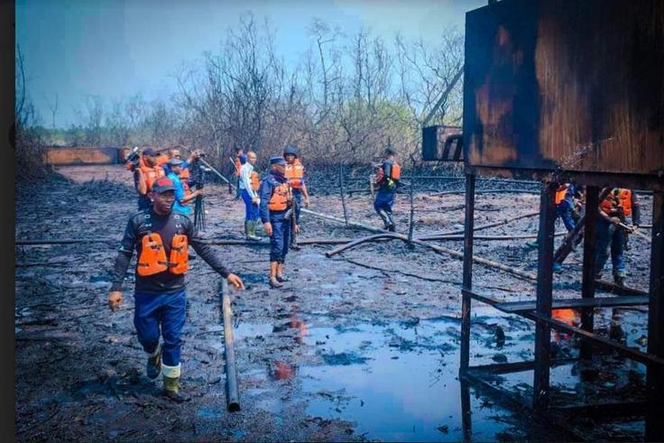 NSCDC destroys illegal oil refining [Punch Newspapers]