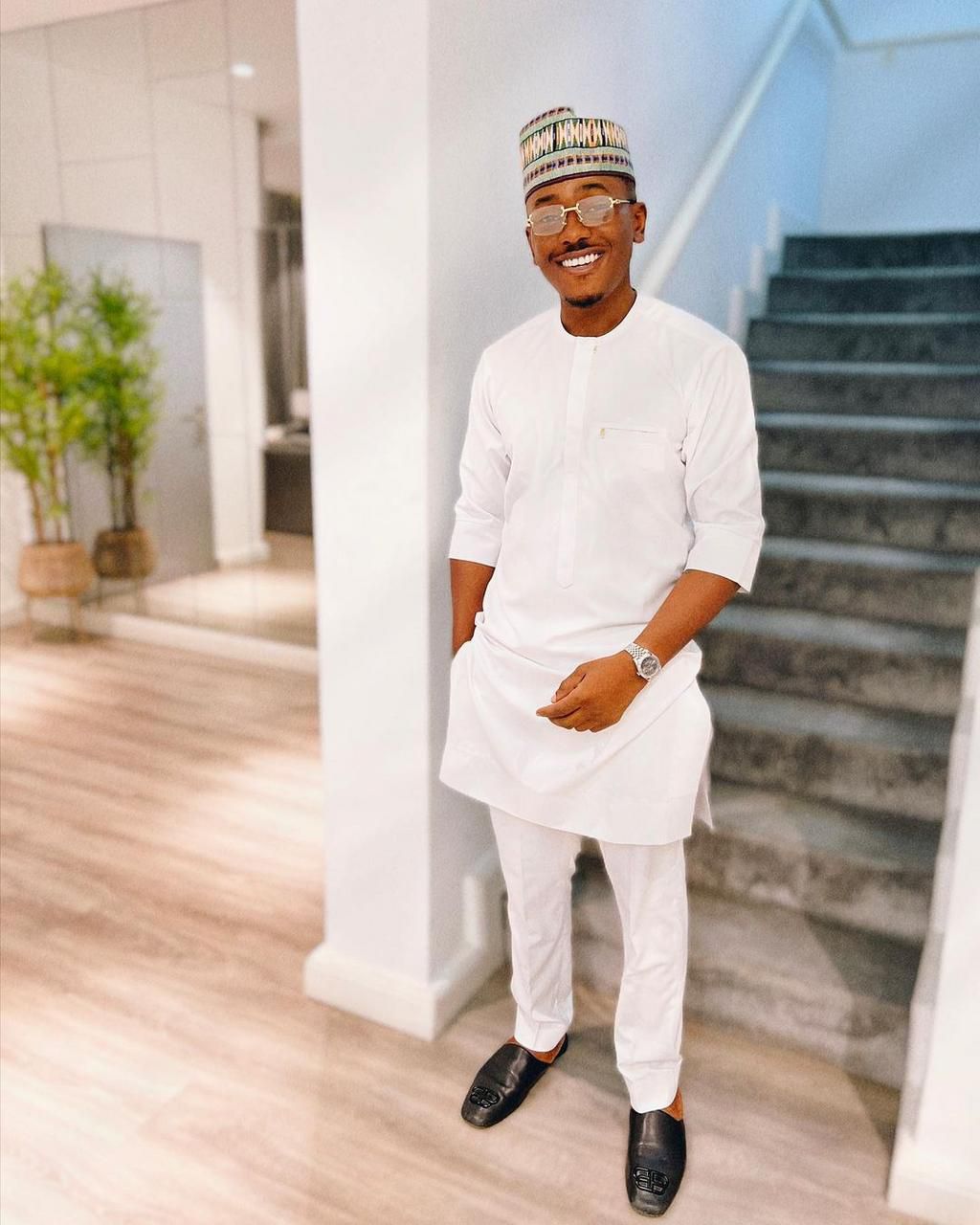 White trad is one of the classic senator styles for men [Instagram/timini]