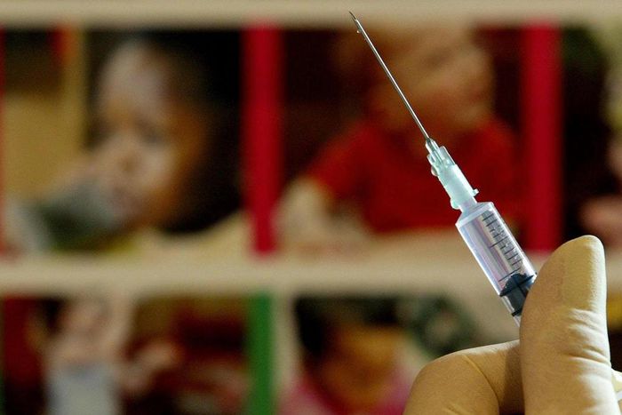 A shot in the UK that combines vaccines against diphtheria, tetanus, hepatitis B, whooping cough, Hib, and polio.